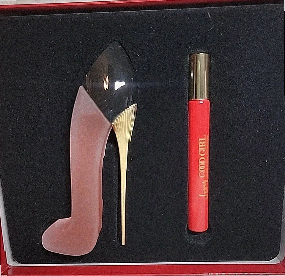 Carolina Herrera Very Good Girl Hair Mist & Very G Girl Eau de Perfume Roll-on