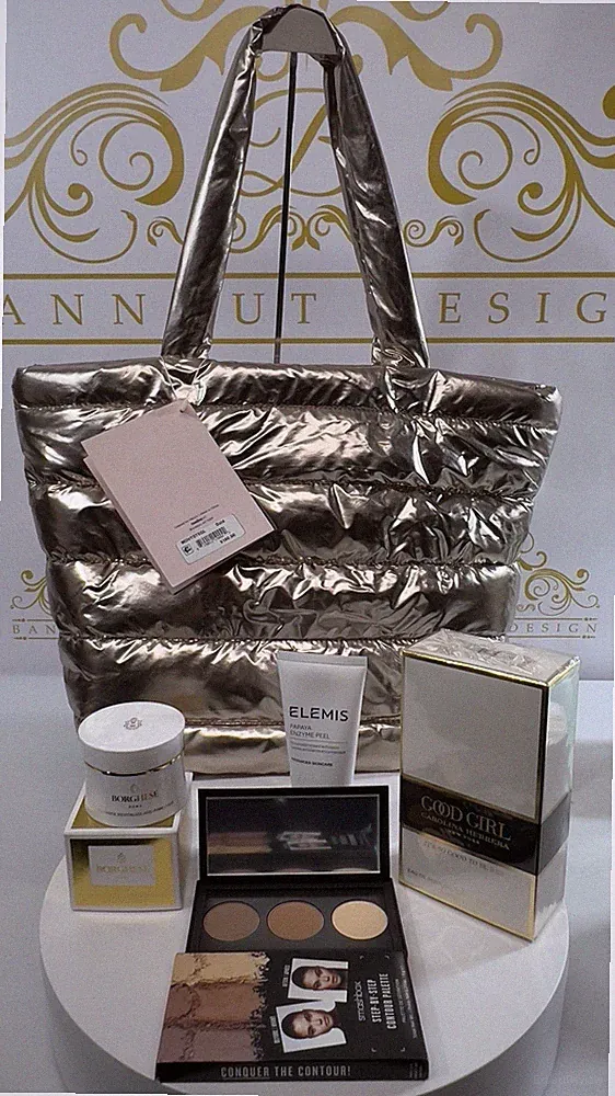Women's Beauty Gift Set Bag, Carolina Herrera Perfume, Smash Box &.. Gold Tote